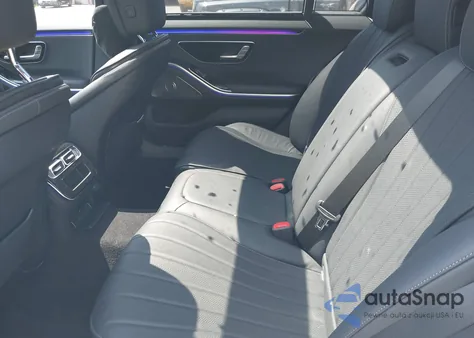 2022 Mercedes-Benz S 500 4Matic from USA, damaged, VIN W1K6G6DB2NA148274